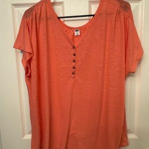 NWOT women’s tee